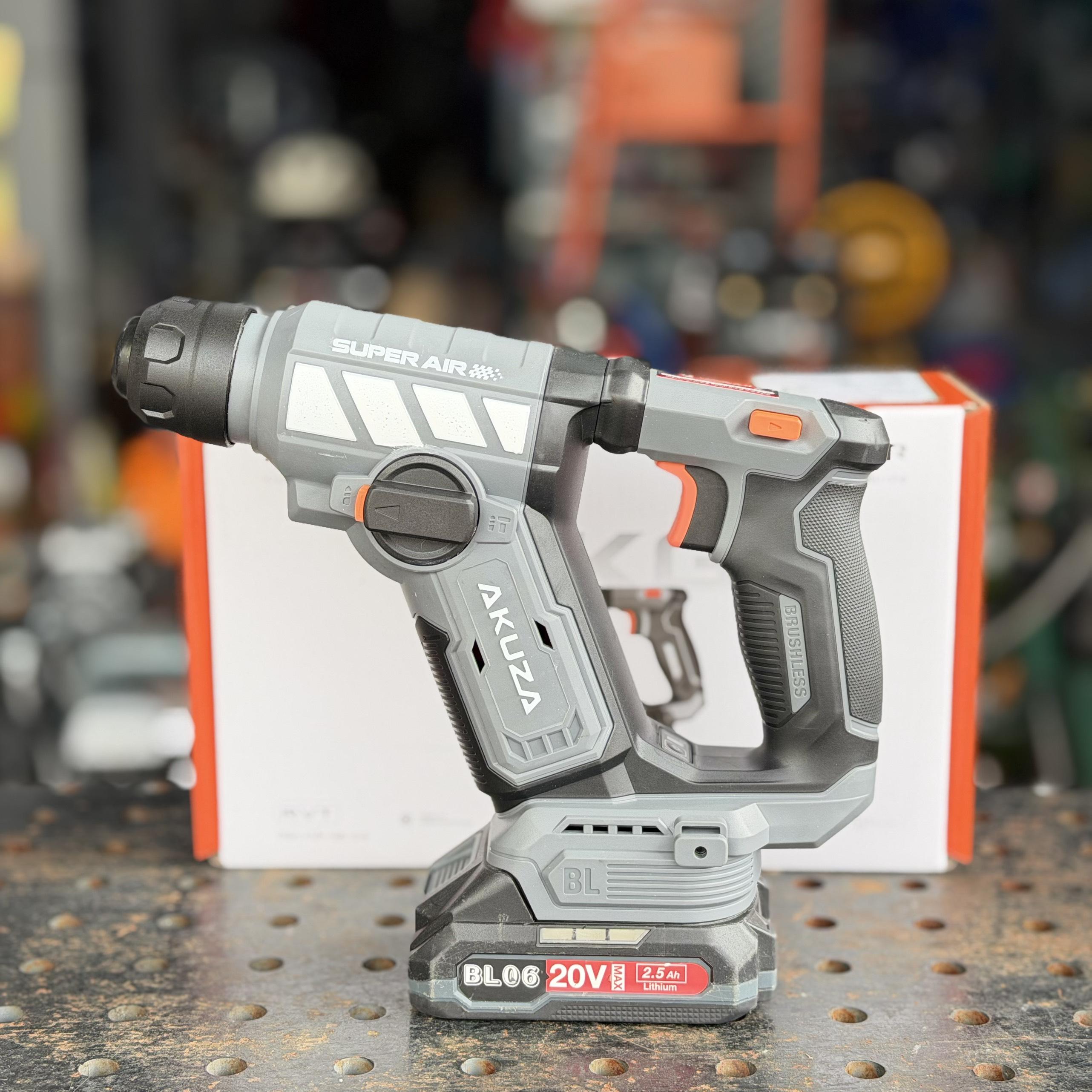 Thân máy + 2 pin 2.5 BL + Sạc S20