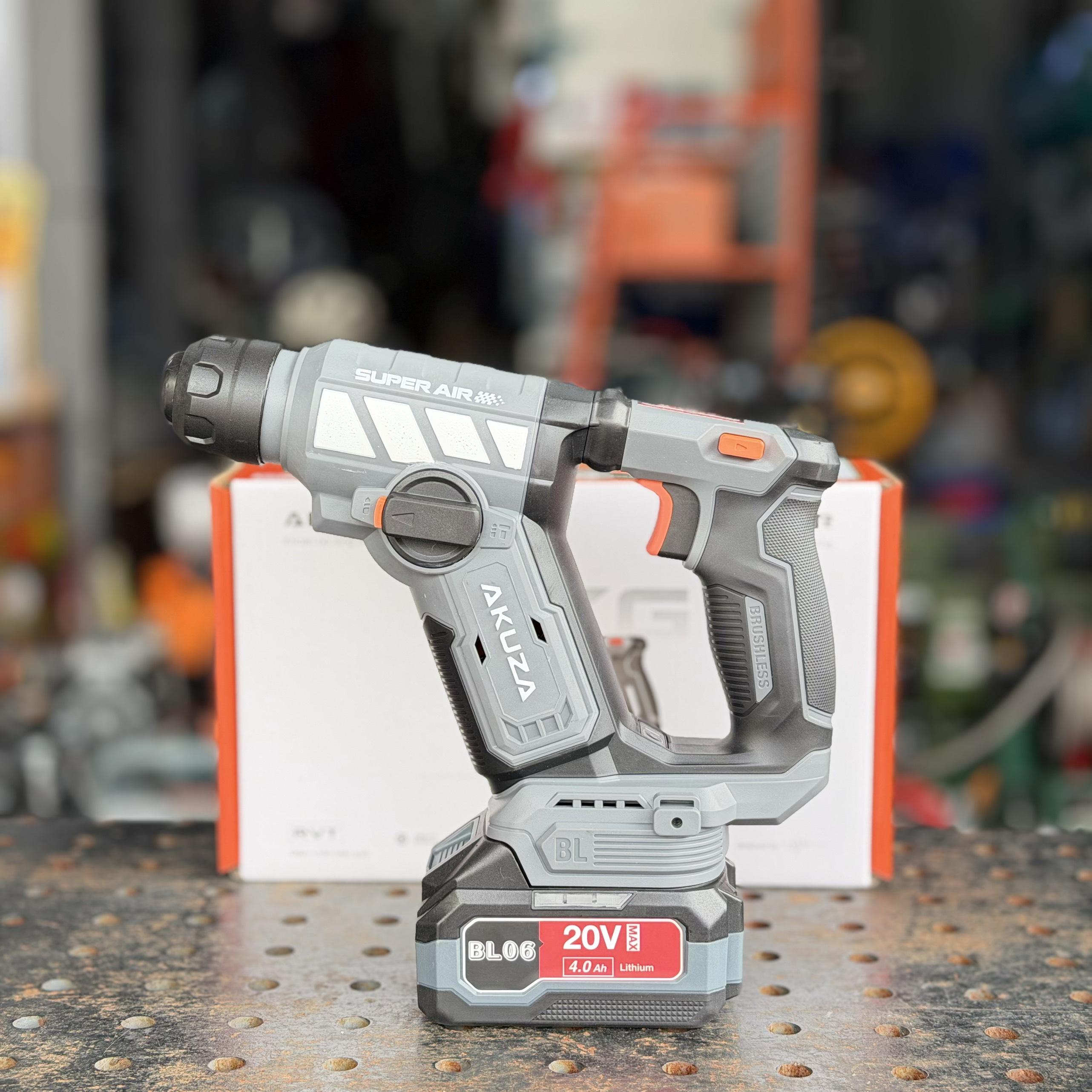 Thân máy + 2 pin 4.0 BL + Sạc S20