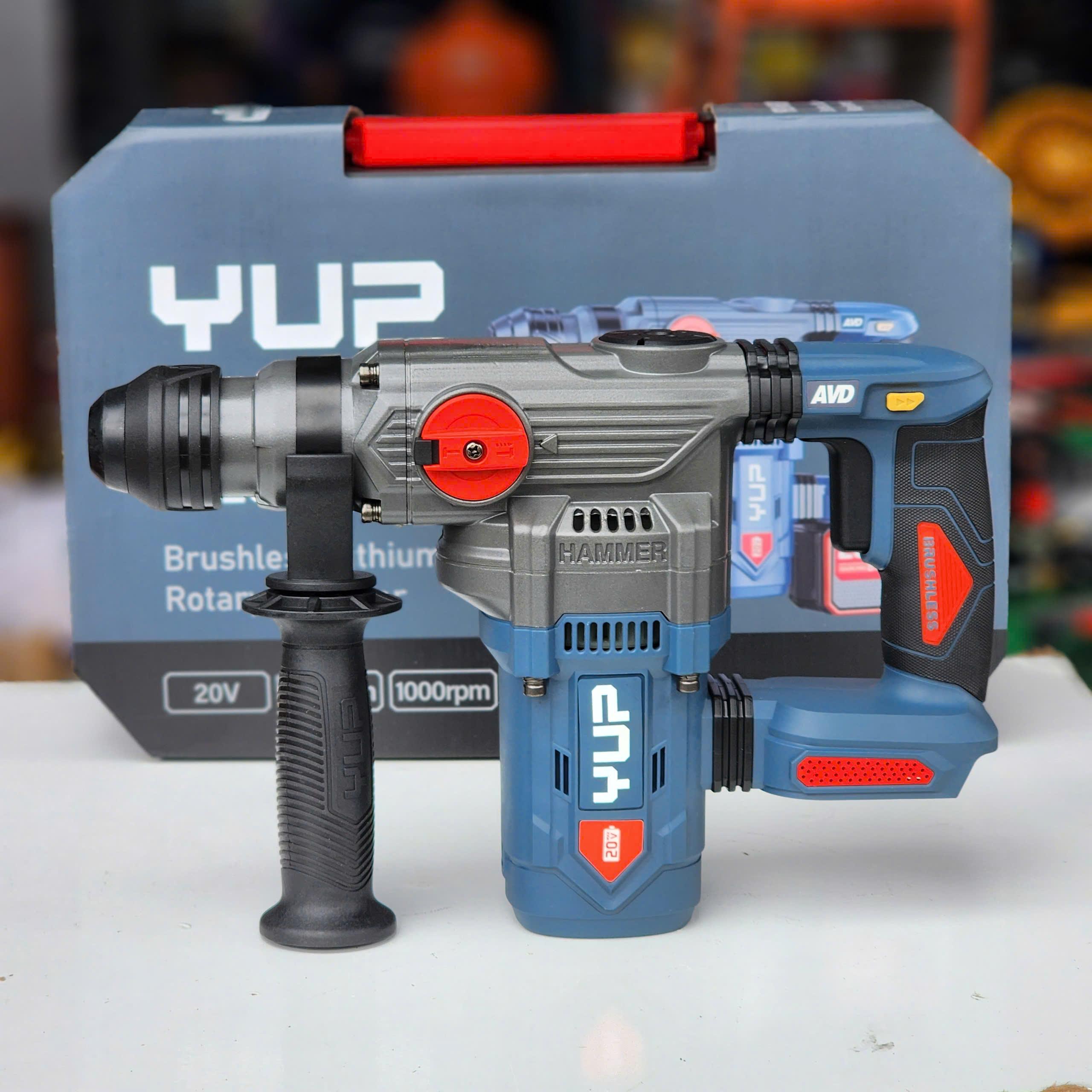 Máy khoan đục bê tông 2 chức năng dùng pin YUPAI YP20-H30M- Lực đập 3,5J - mũi gài SDS-Plus- có giảm chấn AVD tặng kèm mũi dục nhọn và mũi đục dẹp